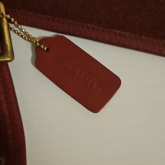 Vintage COACH Red Taft Leather Crossbody Bag #9980 – Classic & Rare - Picture 12 of 16